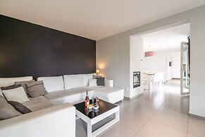 Villa in Occitanie With Private Pool