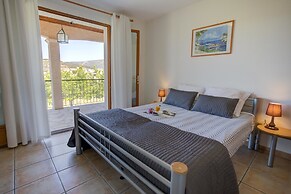 Villa Near Carcassonne With Heated Pool
