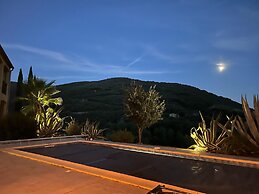 Roquebrun Villa With Pool