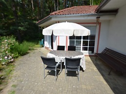 Comfortable Detached House With Large Garden