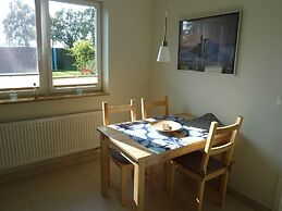 Quaint Holiday Home in Diedrichshagen near Sea Beach