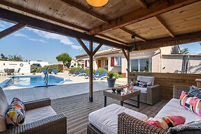 Villa in Escales With Private Pool