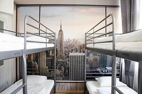 The Republic Garden - Hostel