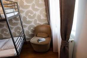 The Republic Garden - Hostel