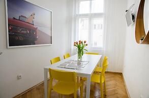 The Republic Garden - Hostel