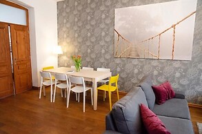 The Republic Garden - Hostel