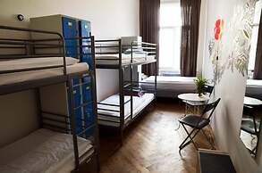 The Republic Garden - Hostel