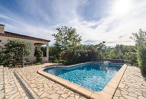 Spa Oasis Near Canal du Midi