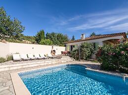Spa Oasis Near Canal du Midi