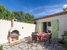 Spa Oasis Near Canal du Midi