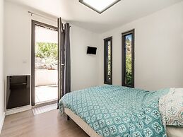 Elegant Villa With Private Pool