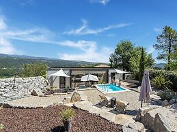 Elegant Villa With Private Pool