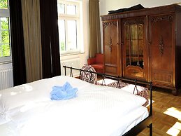 Quaint Apartment with Balcony in Bad Pyrmont near River