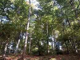 Quaint Apartment with Balcony in Bad Pyrmont near River