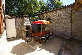 Hilltop Stay Near Beaulieu