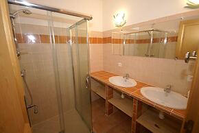 Hilltop Stay Near Beaulieu