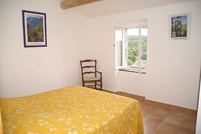 Hilltop Stay Near Beaulieu