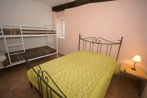 Hilltop Stay Near Beaulieu