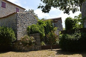 Hilltop Stay Near Beaulieu
