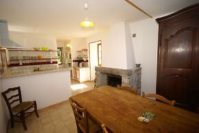 Hilltop Stay Near Beaulieu