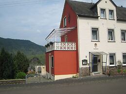 Attractive Holiday Home in Bremm With Garden