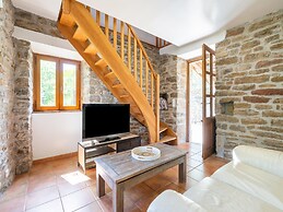 Relaxing Stay in Les Vans