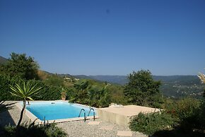 Charming Villa Near Les Vans