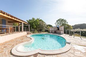 Sunny Roquebrun Getaway