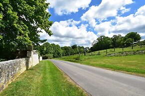 Riverside Retreat in Lantheuil