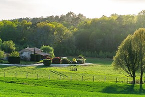 Poolside Haven in Salles