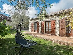 Charming Retreat in Bouniagues