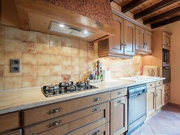 Charming Retreat in Bouniagues