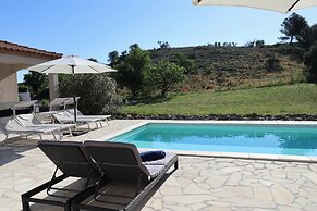 Spacious Villa With Heated Pool and EV Charger
