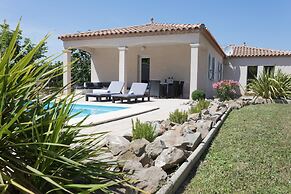 Spacious Villa With Heated Pool and EV Charger