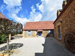 Hilltop Haven in Meyrals
