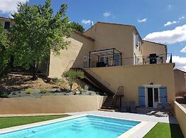 Peaceful Poolside Escape