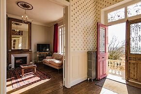 Stylish Mansion in Savignac