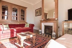 Stylish Mansion in Savignac