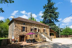 Blanquefort Hill Retreat