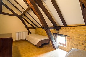Blanquefort Hill Retreat