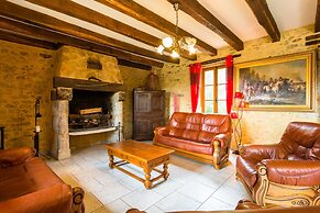 Blanquefort Hill Retreat