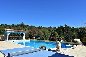 Blanquefort Hill Retreat