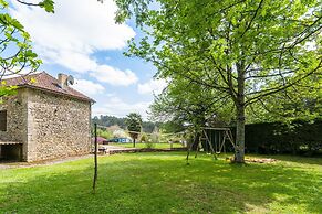 Blanquefort Hill Retreat
