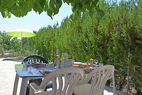 Saint-maximin: Pool & Peace