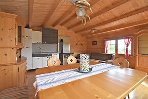 Cushy Apartment with Hot Tub, Sauna, Solarium, BBQ, Balcony