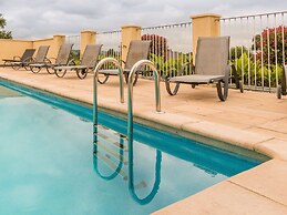 Pleasant Holiday Home With Private Pool