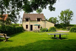 Cottage in Wierre-effroy Near Forest