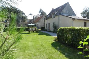 Cottage in Wierre-effroy Near Forest