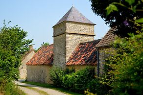 Cottage in Wierre-effroy Near Forest