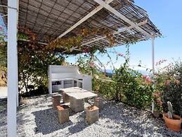 Villa With Private Pool in Arenas